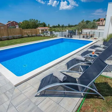 Rafaela Holiday home Visnjan